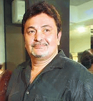 'Dum laga Ke...' reminds Rishi Kapoor of 'Naseeb Apna Apna'