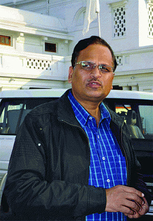 GOVT GOES TO THE MATTRESSES! Extra beds for Ambedkar Ngr Hospital