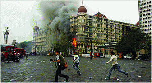 Pak picks 26/11 wound again