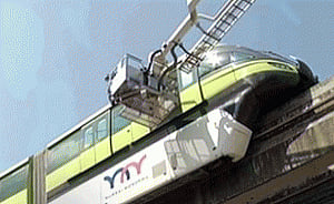 Trapped commuters rescued from monorail in Mumbai