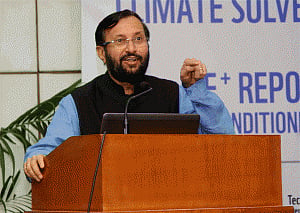Manomhan Singh is paying for "sins" of Cong, alleges Javadekar