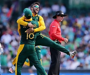 Duminy becomes first Protea to bag World Cup hat-trick
