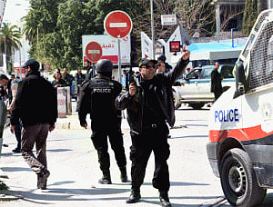 Eight tourists killed in Tunisia museum attack