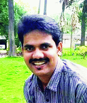 CBI probe or will kill selves: Ravi's family