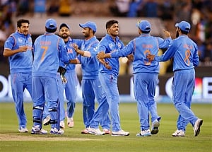 India storm into semi-finals by thrashing B'desh by 109 runs
