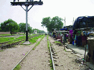NGT gives 6 months to rehab slums near rly tracks