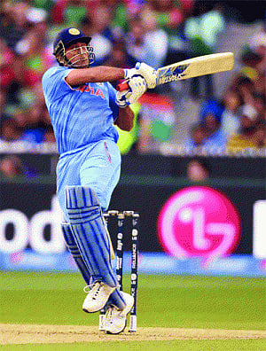 Dhoni knows how to win: Vaughan