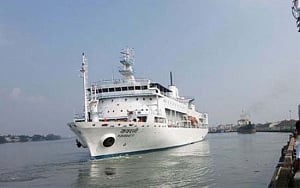 India evacuates around 350 Indians stranded in Yemen