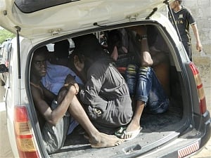 15 killed in Kenya university attack, 535 missing
