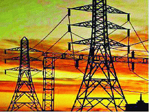 Don't pull plug on power: AAP to discoms