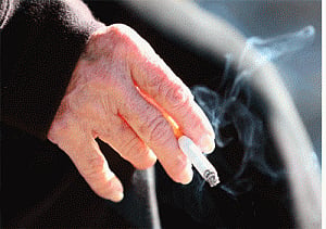 Smoking makes superbugs more aggressive: study