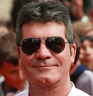Simon Cowell's son thinks he's a dog?