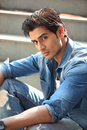 Its' not easy to make people laugh: Shiv Pandit
