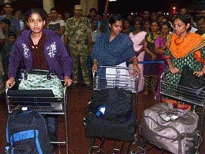 Four skilled workers of Odisha return from strife-torn Yemen