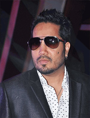 He was drunk: Mika Singh on slapping doctor
