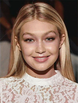 Gigi Hadid wants to front fashion TV show