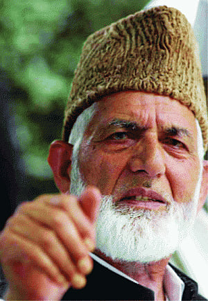 Crack whip on separatists: Centre to Mufti