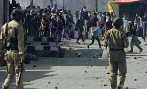 Kashmiri protester killed in firing, police admit lapse