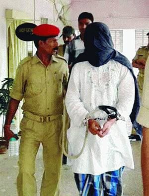 Top JMB terrorist held in Pakur