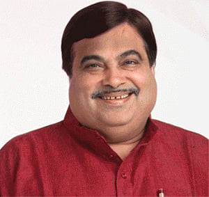 Cong demands Gadkari's resignation, probe into CAG findings