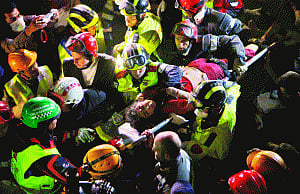 Woman rescued alive after 128 hours