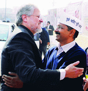 l-G, Kejri in 'jung' over supremacy