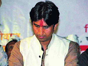 Trust is casualty of Vishwas' silence on fling talk