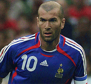 Zidane gets coaching license