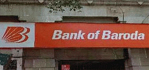 Bank of Baroda net profit falls by over 21 percent in 2014-15