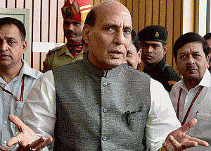 Sants sore over Rajnath's statement on Ram temple construction