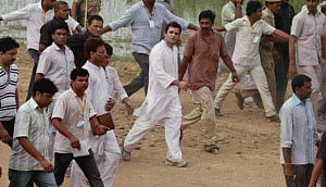 Rahul begins 'Kisan padyatra' in Telangana