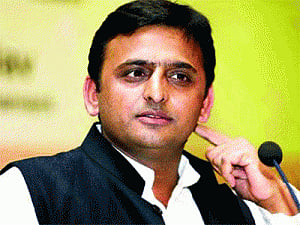 Now SC should also tell politicians how to dress, says UP CM Akhilesh