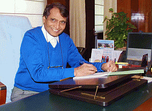 Prabhu seeks support of political parties to pass GST bill