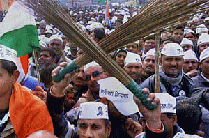 AAP protests fuel price hike