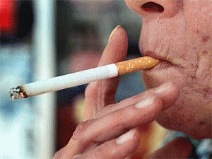 Smokers less likely to vote: study
