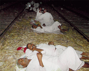 locals spoil Gujjars' quota stir