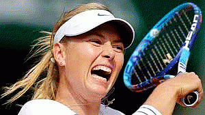 Sharapova wins easy but booed by crowd