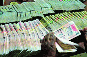 Black money: Swiss  swings into action  against a/c holders