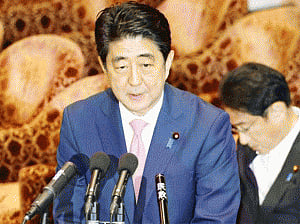 Japan PM apologizes over heckling at parliament