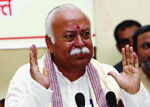 Centre asks CISF to take over security of Bhagwat