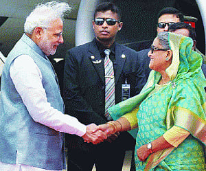 India, B'desh push boundaries to mend fences