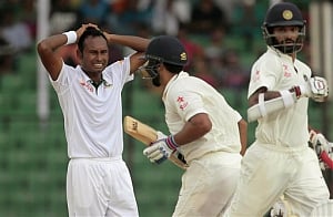 Dhawan provides rollicking start as India reach 107/0 at lunch