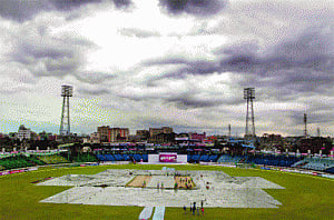 Rain washes out Day 2