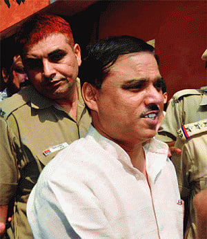 Tomar faces AAP axe for 'misleading' party