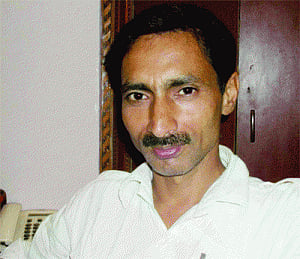 UP gives `30 l to kin of slain scribe