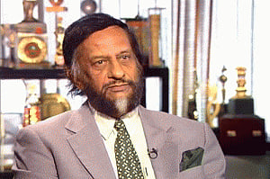 Court allows Pachauri to visit US