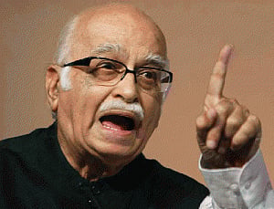 In Advani remarks, oppn parties see 'hint' to Swaraj, Raje to quit