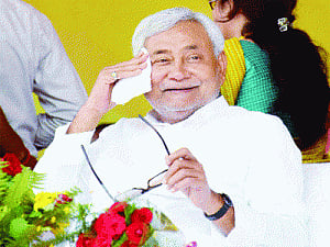 'CM facing uncomfortable questions during Dastak'
