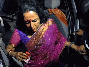 Hema Malini discharged from hospital