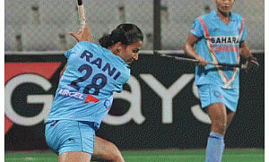 Indian eves finish fifth in HWl Semi-Final